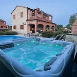 Bella * Butkovići